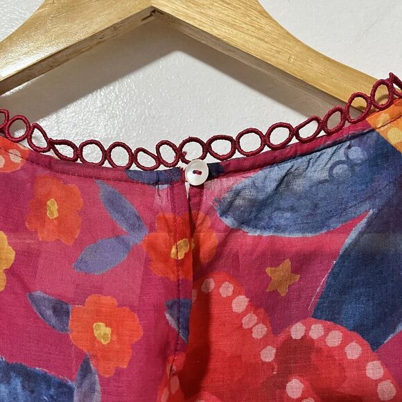 Farm Rio Floral Dream Lightweight Semi Sheer Top Size M Red Tropical Summer NEW - Picture 7 of 12